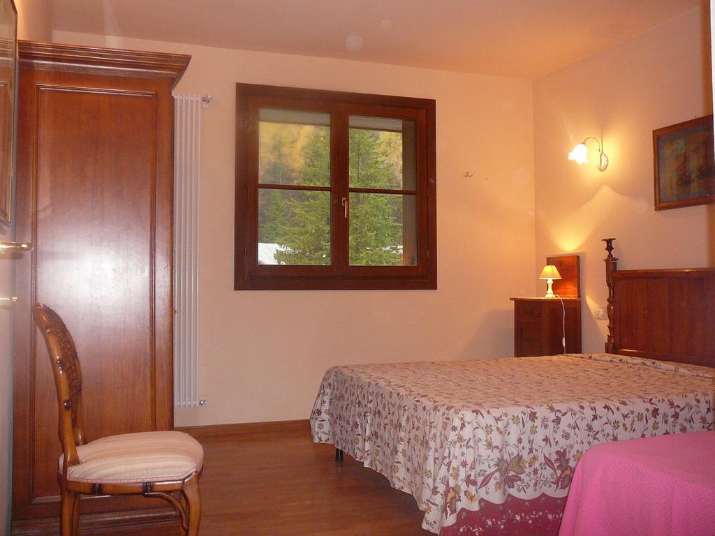 Il Cervo Bianco Aparthotel Abetone Bilik gambar