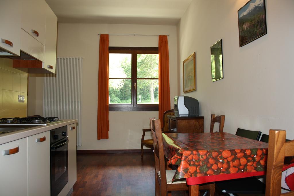 Il Cervo Bianco Aparthotel Abetone Bilik gambar